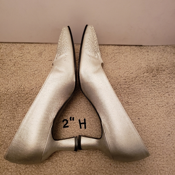 Stuart Weitzman Vintage silver shoes - Picture 6 of 6